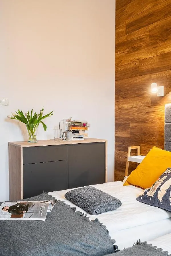 Solny Square Aparthotel Βρότσλαβ