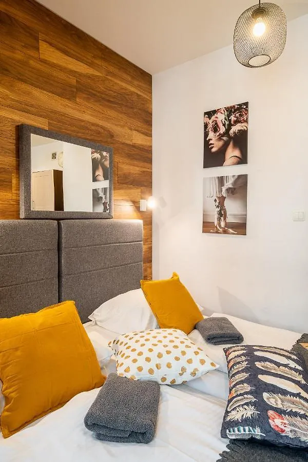 Solny Square Aparthotel Breslavia Polonia
