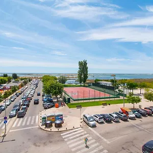 apartamento-praia-fuzeta-2.hotelaalgarve.com/