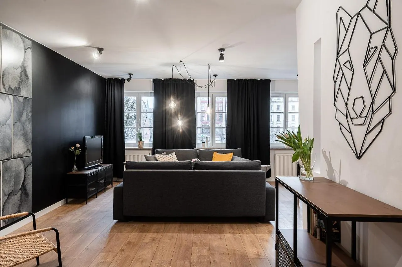 Solny Square Aparthotel 브로츠와프 3*,  폴란드